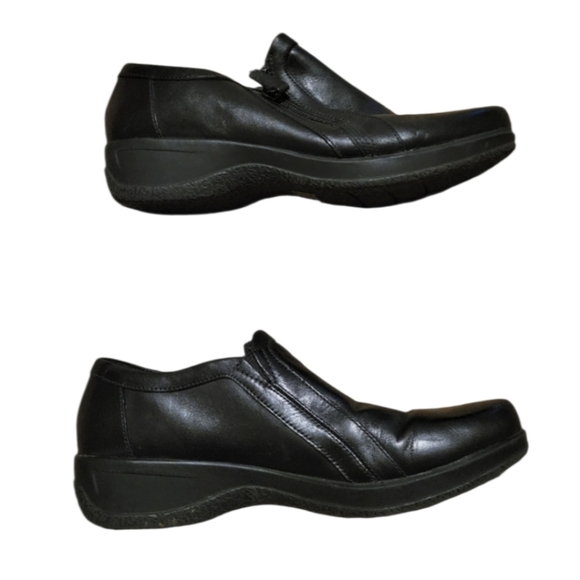 CLARKS LEATHER BENDABLES Clogs Black Size 10 - Picture 2 of 9